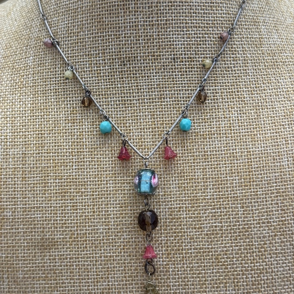 Cookie Lee Delicate Glass & Acrylic Multi-Color Beaded Pendant Necklace. 16”+3”.